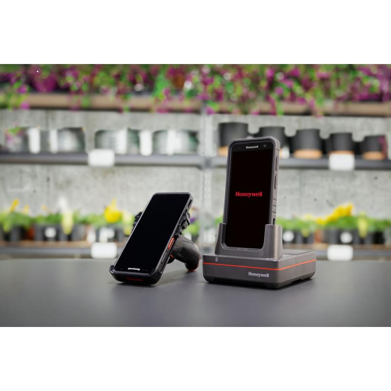 Honeywell CT70, 2D, FR, GPS, hot-swap, PTT, USB, BT, WLAN (Wi-Fi 7), SIM, eSIM, 5G, NFC, GMS, RB